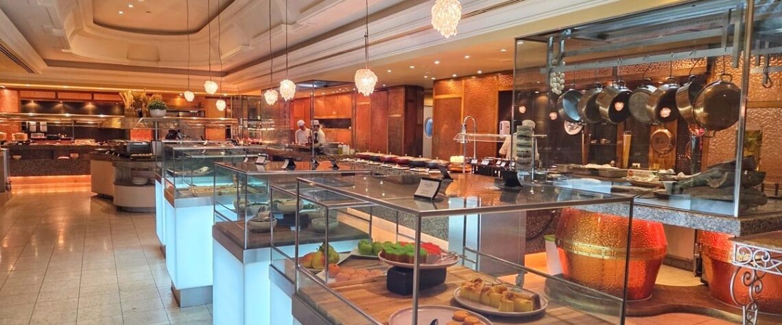 Nikmati Buffet Makan Malam Mewah di Melba Restaurant, The Langham Melbourne