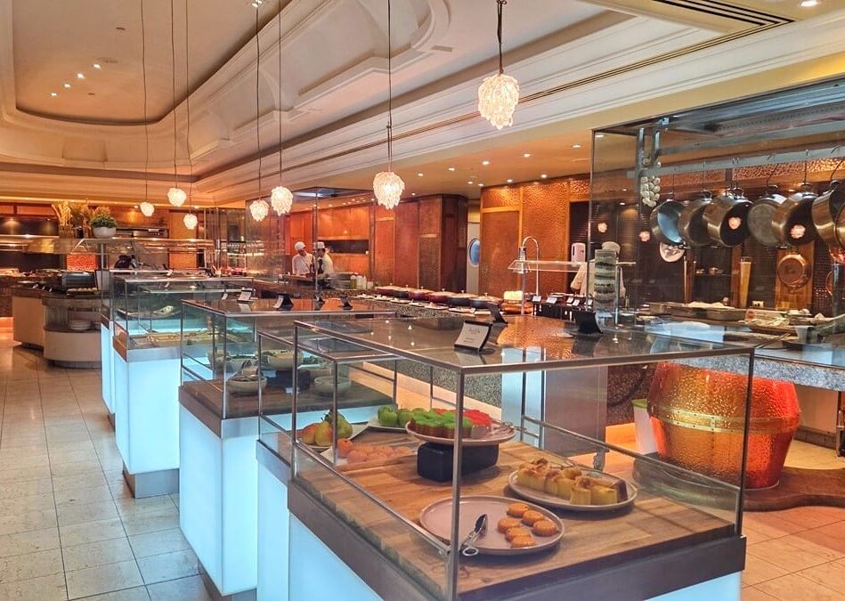 Nikmati Buffet Makan Malam Mewah di Melba Restaurant, The Langham Melbourne