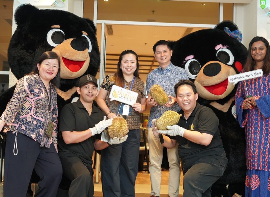 Nikmati Durian Dalam Suasana Resort di Palm Garden Hotel Putrajaya