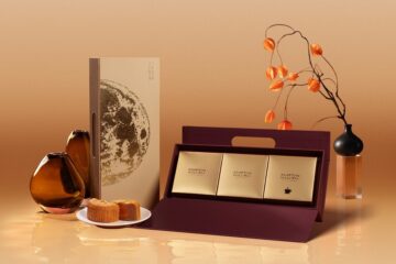 A Mooncake Gift Box That Looks More Like a Fashion Accessory